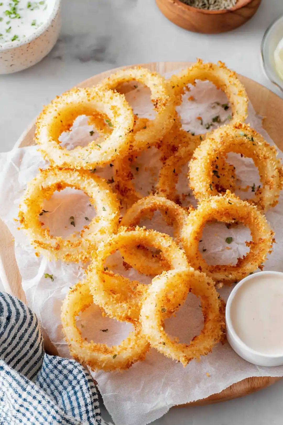 Homemade air fryer onion rings without breadcrumbs