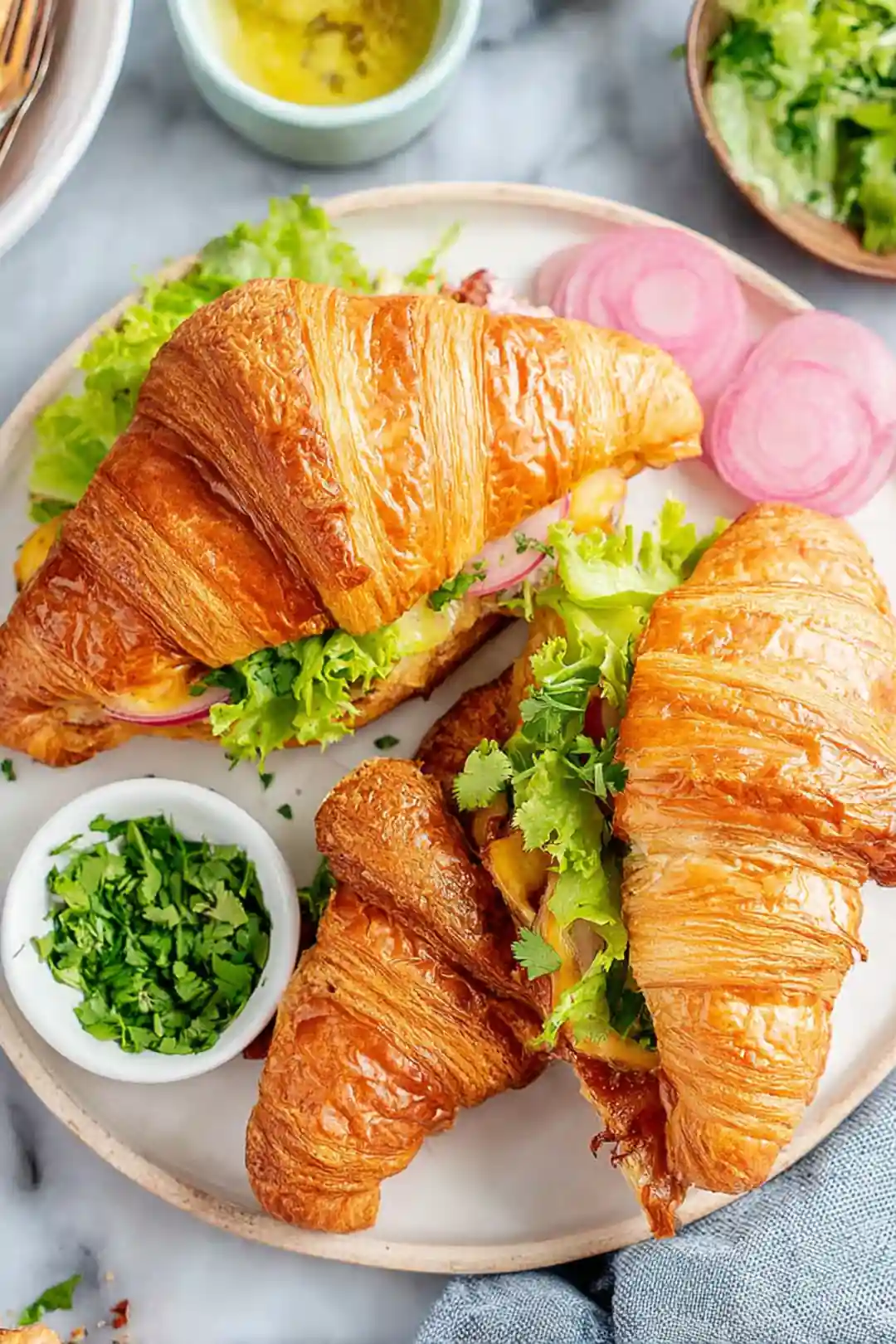 Air Fryer Croissant Toastie