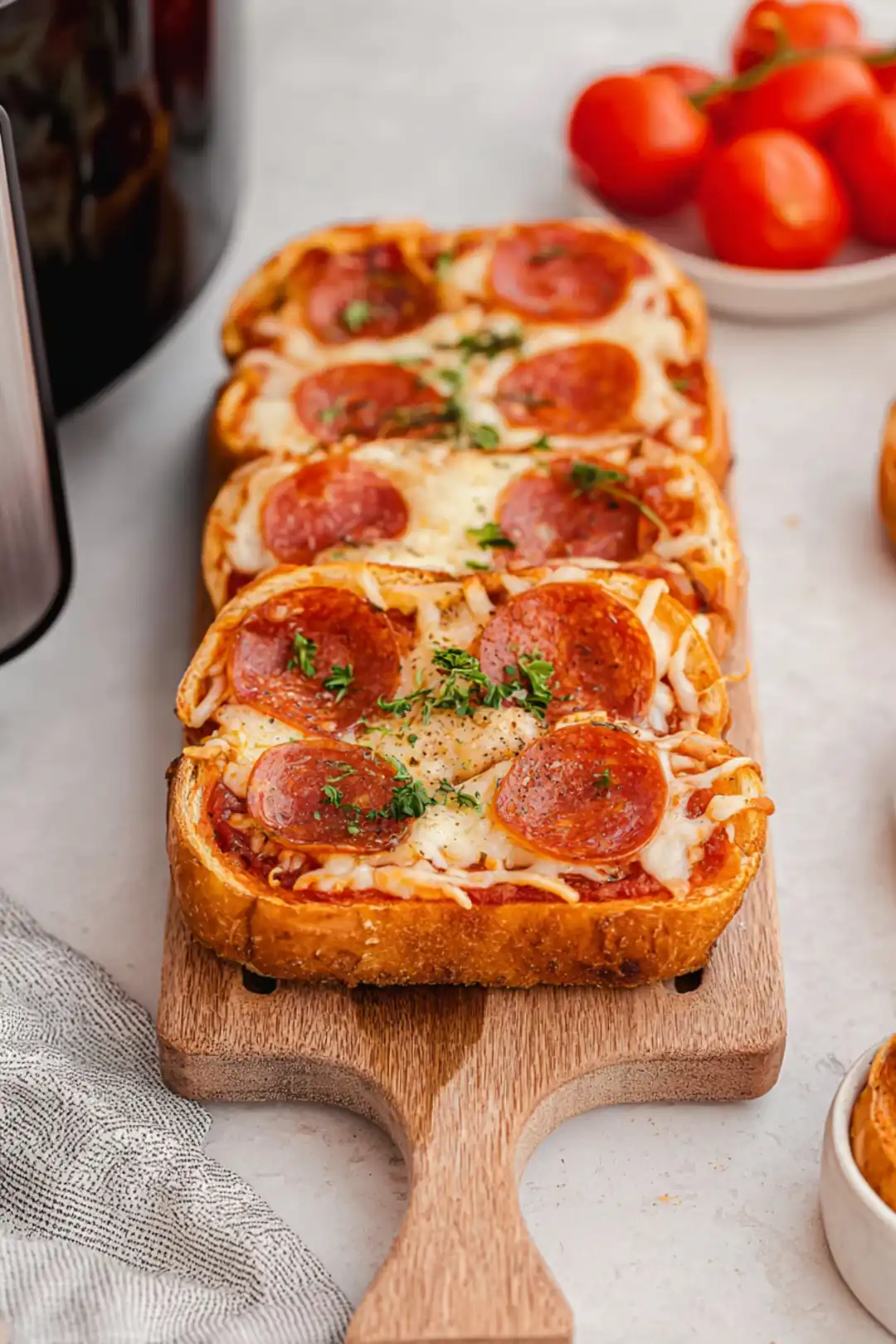 Air fryer pizza toast