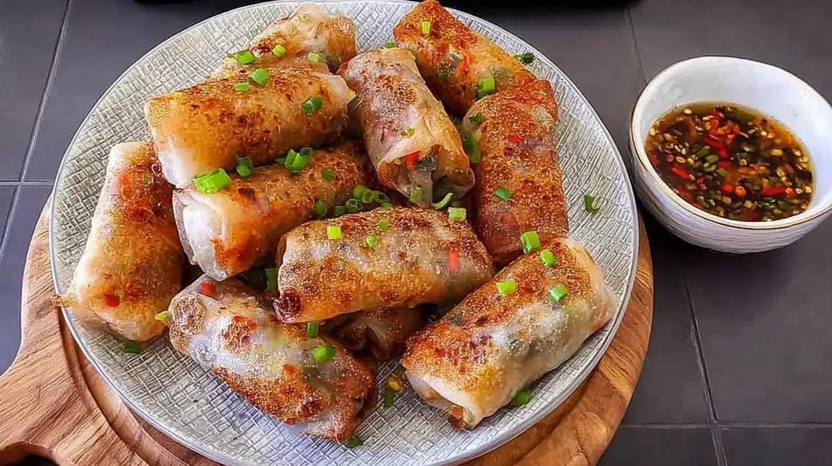 Air fryer rice paper pockets