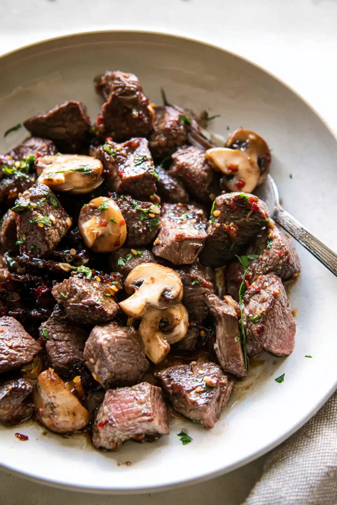 air fryer steak bites with mushrooms