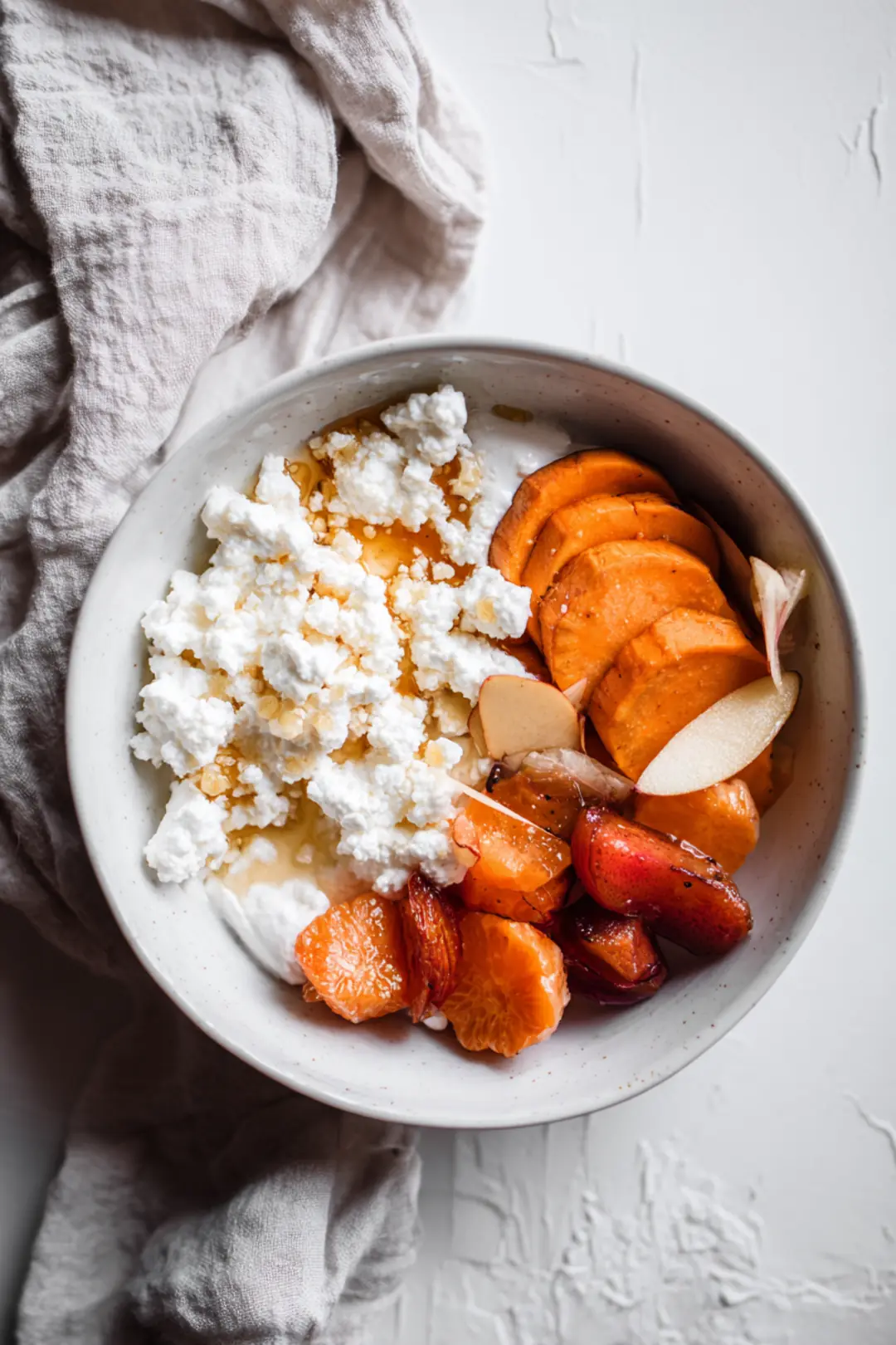 Hot honey cottage cheese bowl - ingredients