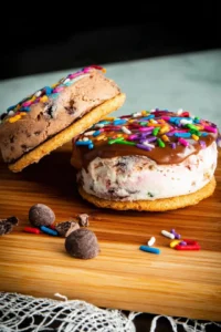 Spread the filling over the chilled crust