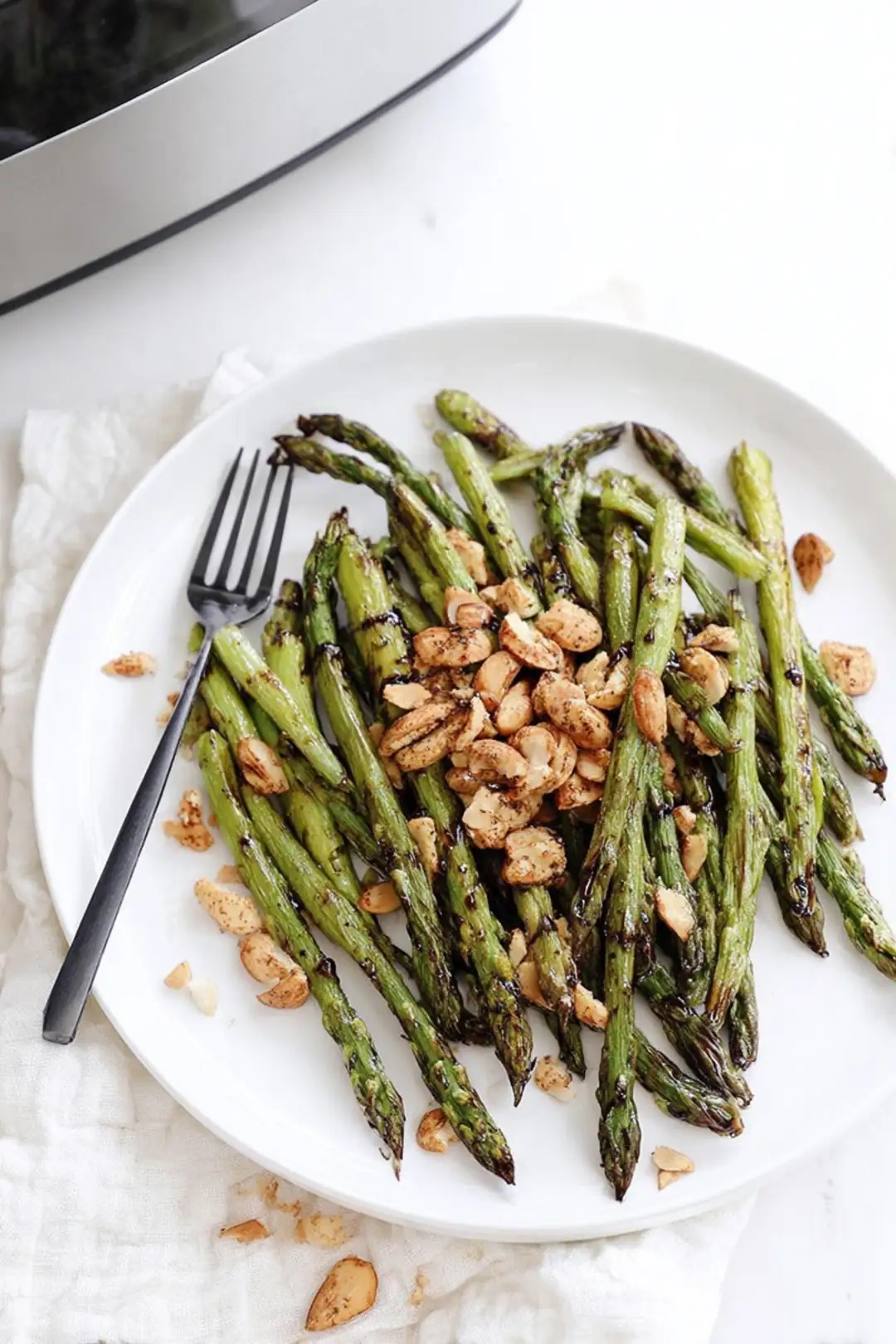Air fryer asparagus with balsamic glaze