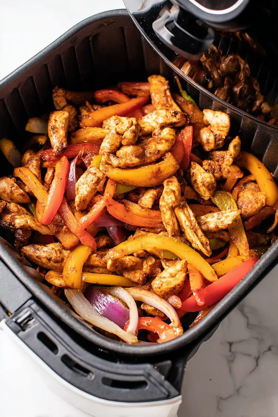 Air fryer chicken fajitas one basket