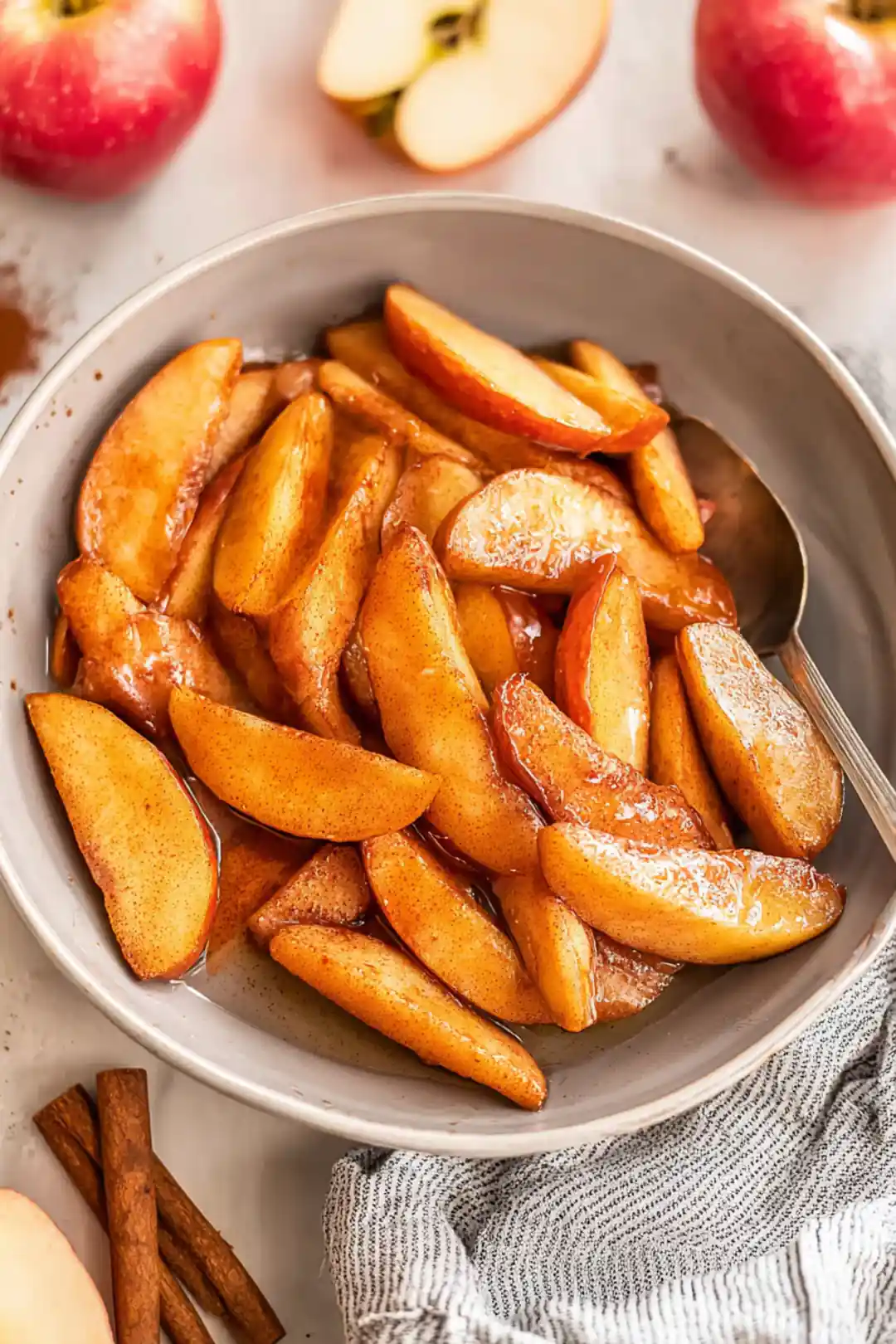 Air fryer holiday spiced apple slices