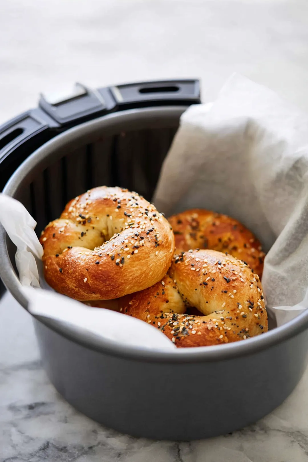 Air fryer protein bagels 2 ingredients