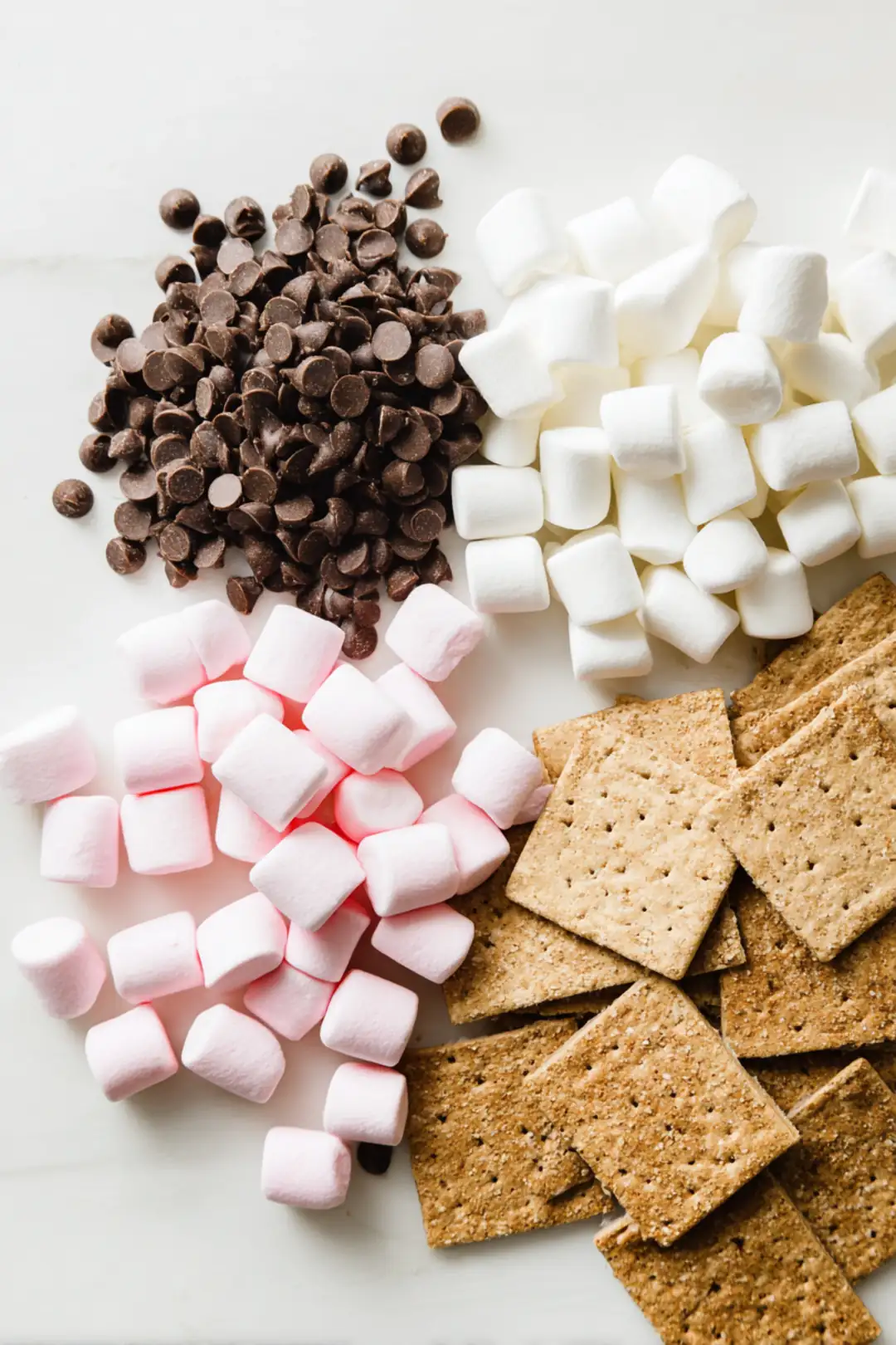 air fryer smores dip for parties - ingredients