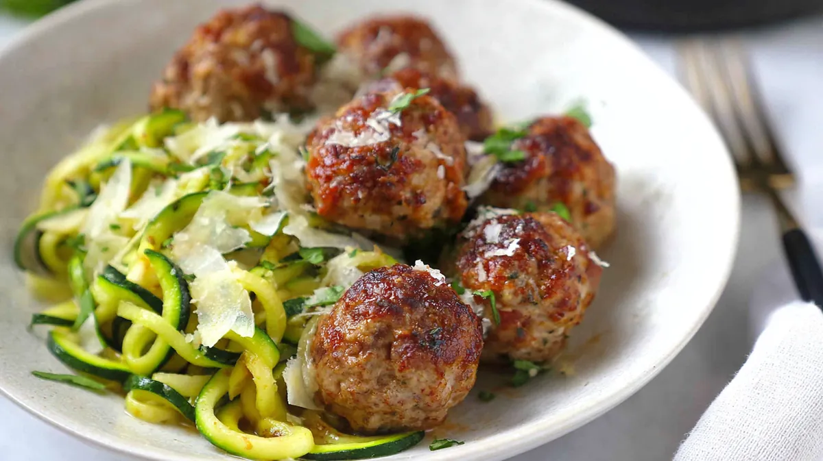 air fryer turkey meatball and zucchini dinner