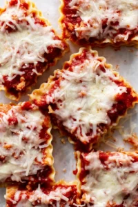 Fill each lasagna square with cheese mixture