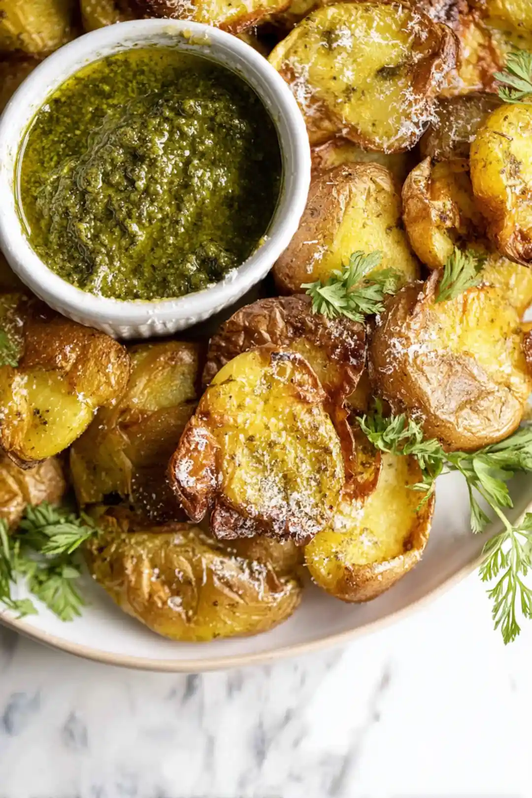Air fryer pesto smashed potatoes