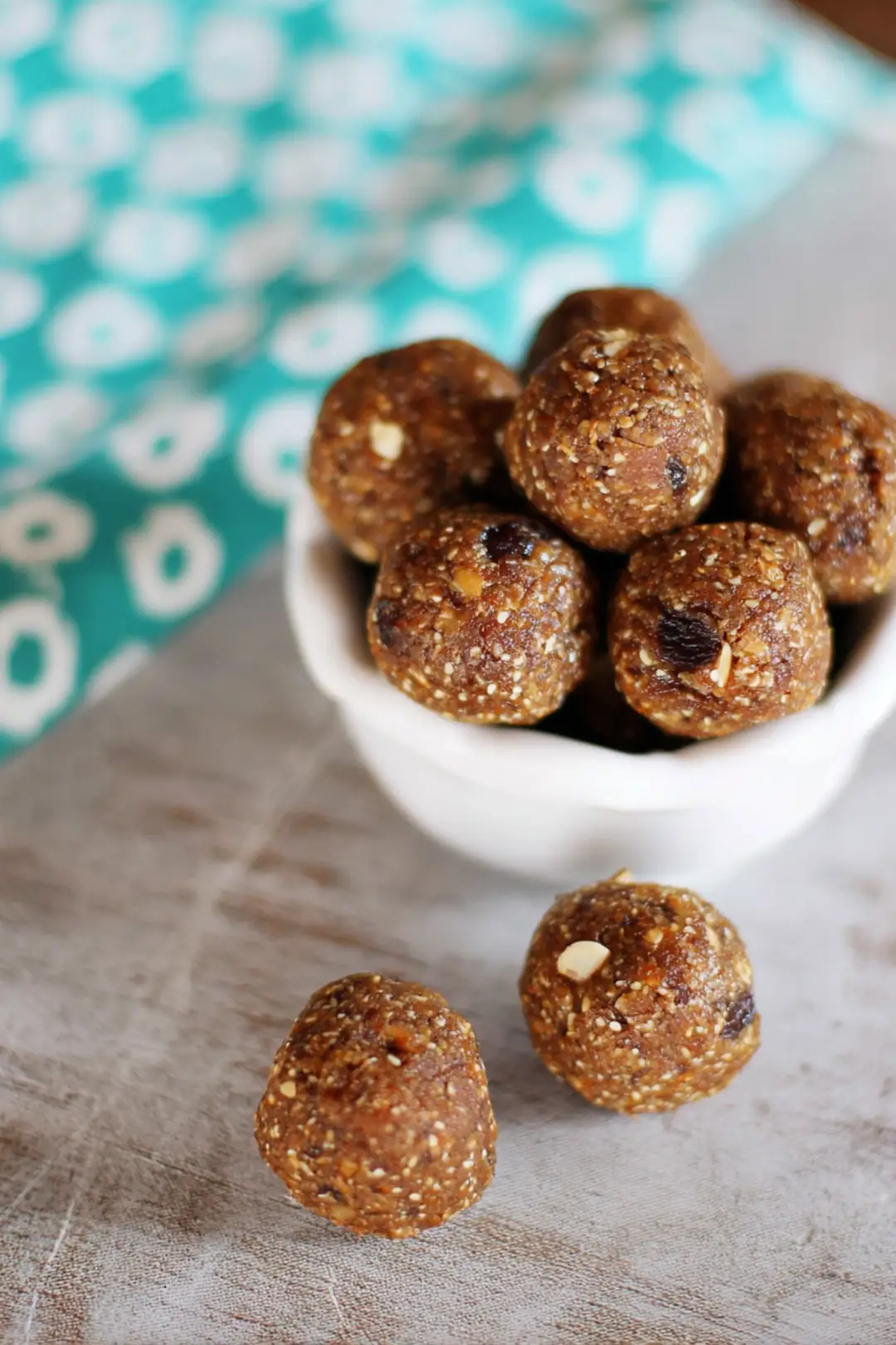 Low-Sugar Prune & Walnut Energy Bites