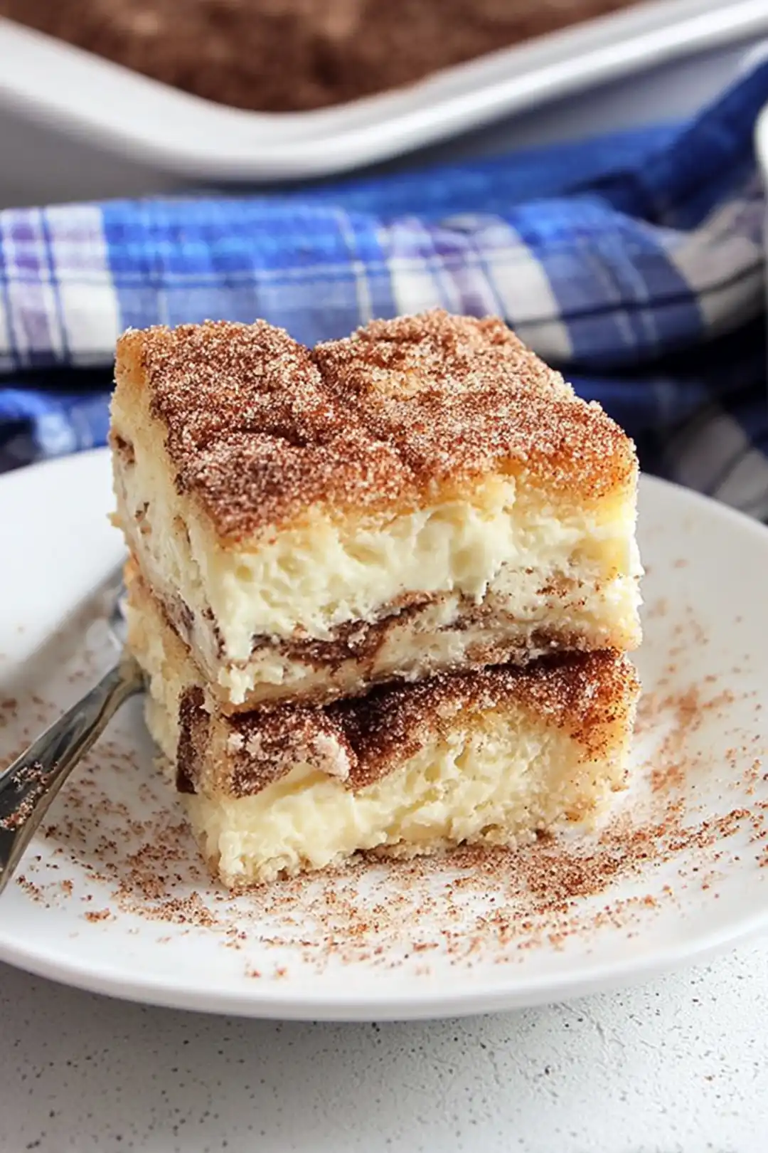 Cinnamon sugar cheesecake bars