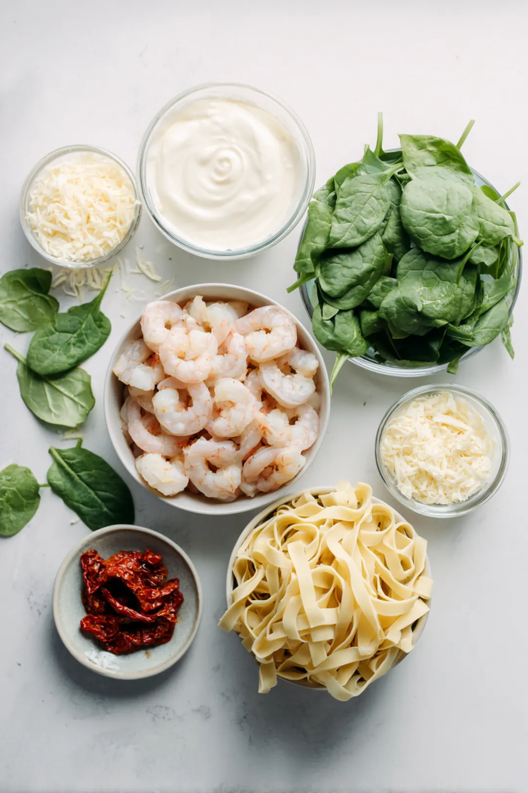 Creamy Shrimp Tuscan Fettuccine - ingredients
